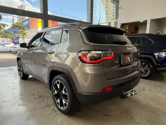 JEEP-COMPASS-2.0 16V FLEX LONGITUDE AUTOMÁTICO JEEP-COMPASS-2020