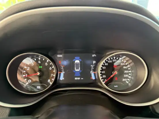 JEEP-COMPASS-2.0 16V FLEX LONGITUDE AUTOMÁTICO JEEP-COMPASS-2020