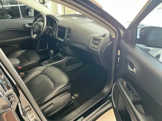 JEEP-COMPASS-2.0 16V FLEX LONGITUDE AUTOMÁTICO JEEP-COMPASS-2020