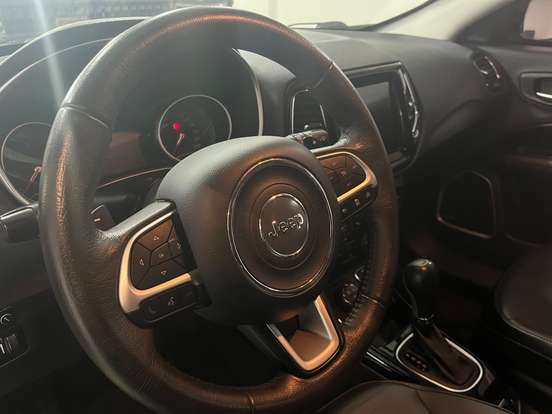 JEEP-COMPASS-2.0 16V DIESEL LIMITED 4X4 AUTOMÁTICO JEEP-COMPASS-2019