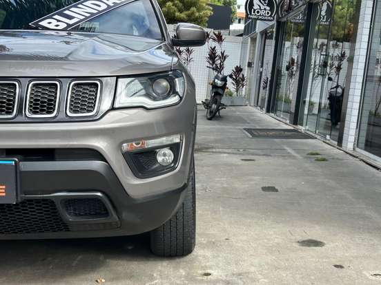 JEEP-COMPASS-2018