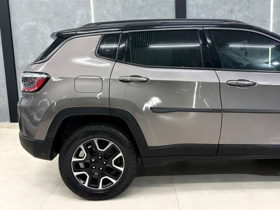 JEEP-COMPASS-2.0 16V DIESEL TRAILHAWK 4X4 AUTOMÁTICO JEEP-COMPASS-2019