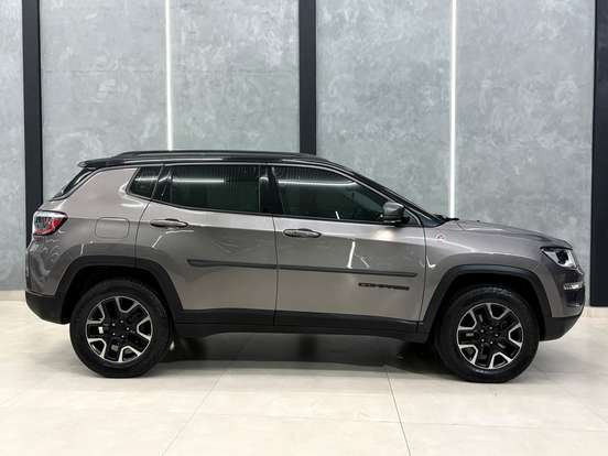 JEEP-COMPASS-2.0 16V DIESEL TRAILHAWK 4X4 AUTOMÁTICO JEEP-COMPASS-2019