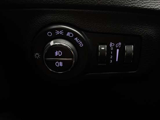 JEEP-COMPASS-2.0 16V FLEX LONGITUDE AUTOMÁTICO JEEP-COMPASS-2018