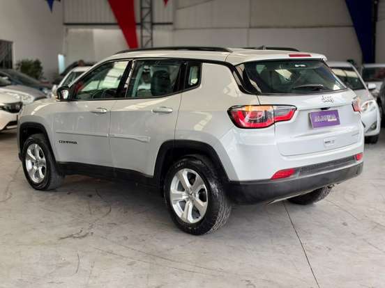 JEEP-COMPASS-2.0 16V FLEX SPORT AUTOMÁTICO JEEP-COMPASS-2018