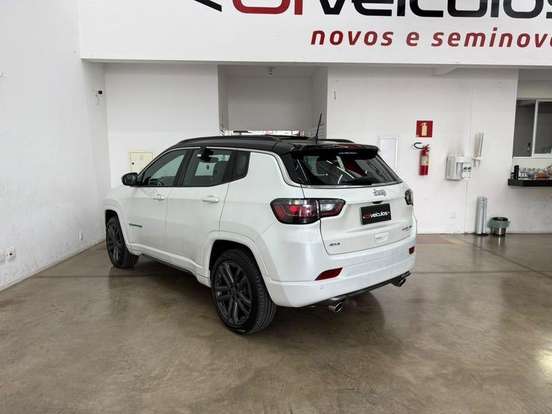 JEEP-COMPASS-2.0 HURRICANE 4 TURBO GASOLINA OVERLAND AT9 JEEP-COMPASS-2024