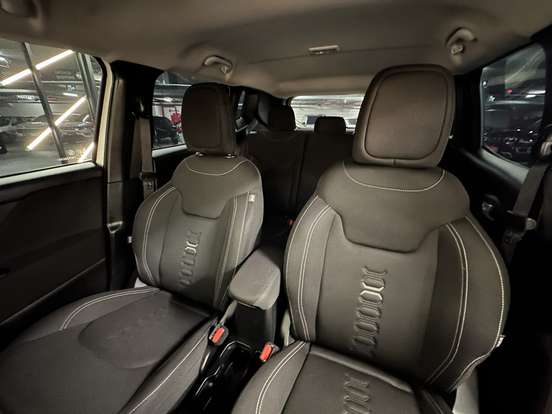 JEEP-RENEGADE-2025
