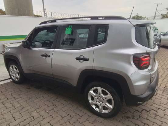 JEEP-RENEGADE-2023