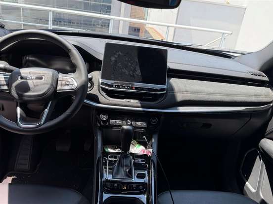 JEEP-COMMANDER-2.0 HURRICANE 4 TURBO GASOLINA BLACKHAWK AT9 JEEP-COMMANDER-2024