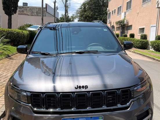 JEEP-COMMANDER-2.0 HURRICANE 4 TURBO GASOLINA BLACKHAWK AT9 JEEP-COMMANDER-2024