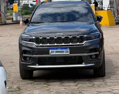 JEEP COMMANDER 2.0 HURRICANE 4 TURBO GASOLINA OVERLAND AT9 JEEP COMMANDER 2.0 HURRICANE 4 TURBO GASOLINA OVERLAND AT9