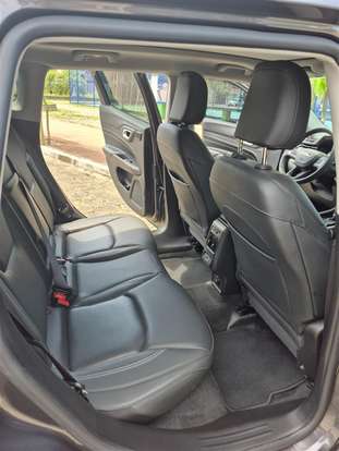 JEEP-COMPASS-2023