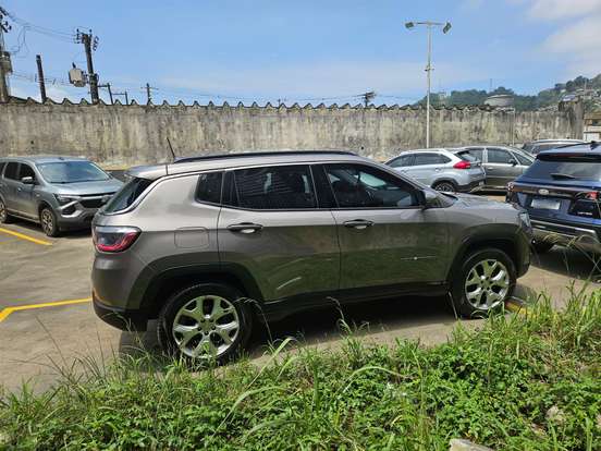 JEEP-COMPASS-2021