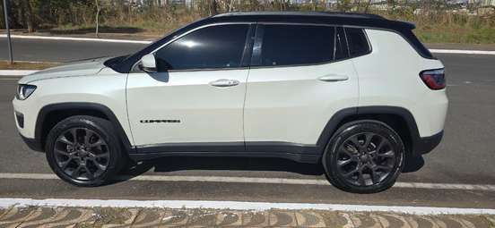 JEEP-COMPASS-2021