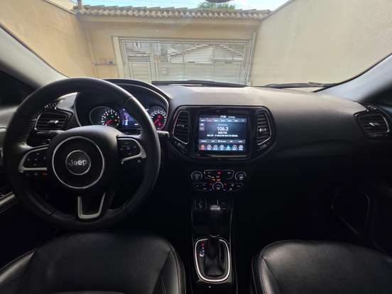 JEEP-COMPASS-2020