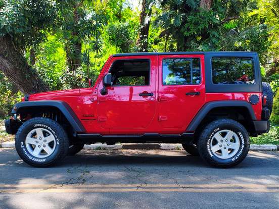 JEEP-WRANGLER-3.6 UNLIMITED SPORT 4X4 V6 GASOLINA 4P AUTOMÁTICO JEEP-WRANGLER-2015