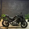 KAWASAKI Z900 KAWASAKI Z900