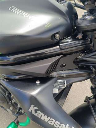 KAWASAKI-ER-6N ABS-2013