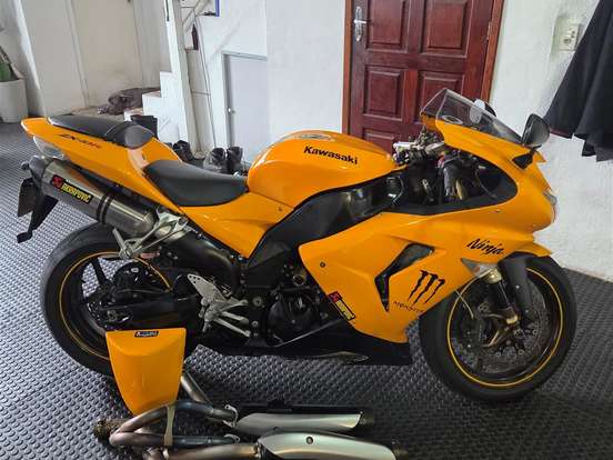 KAWASAKI-NINJA ZX-10R KAWASAKI-NINJA ZX-10R-2006