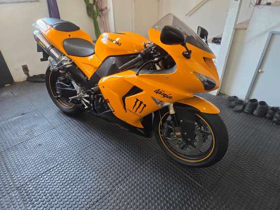 KAWASAKI-NINJA ZX-10R KAWASAKI-NINJA ZX-10R-2006
