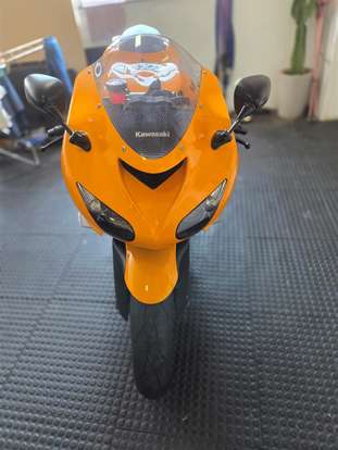 KAWASAKI-NINJA ZX-10R-2006