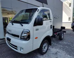 KIA BONGO 2.5 TD DIESEL STD CS 4x4 MANUAL KIA BONGO 2.5 TD DIESEL STD CS 4x4 MANUAL