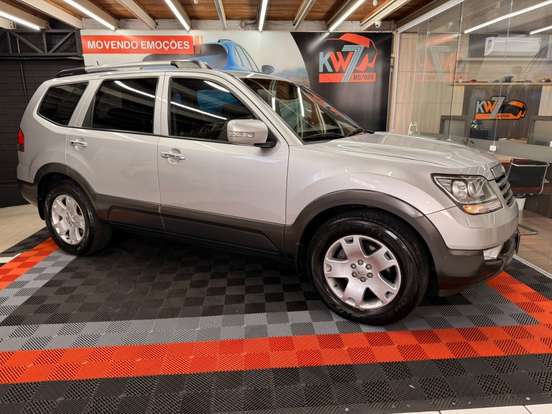 KIA-MOHAVE-2012