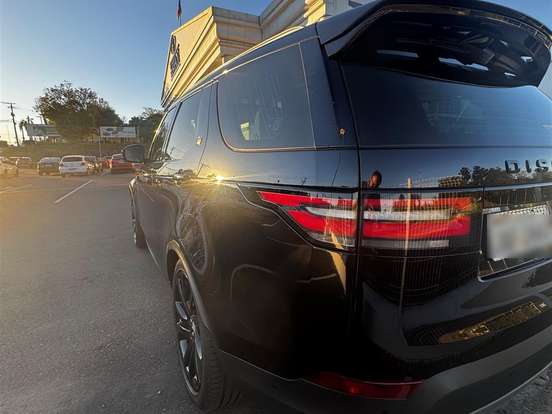 LAND ROVER-DISCOVERY-3.0 V6 TD6 DIESEL FIRST EDITION 4WD AUTOMÁTICO LAND ROVER-DISCOVERY-2017