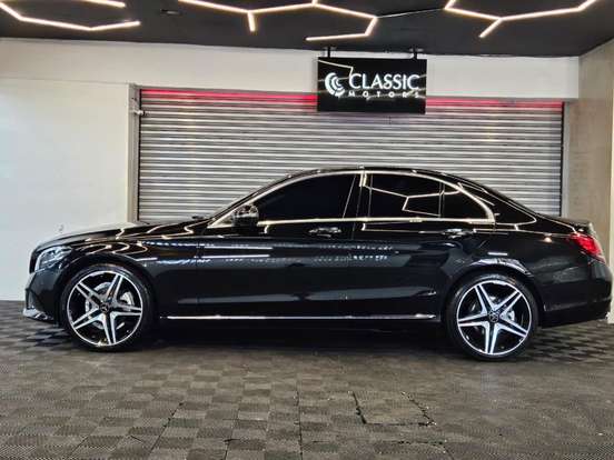 MERCEDES-BENZ-C 180-2019