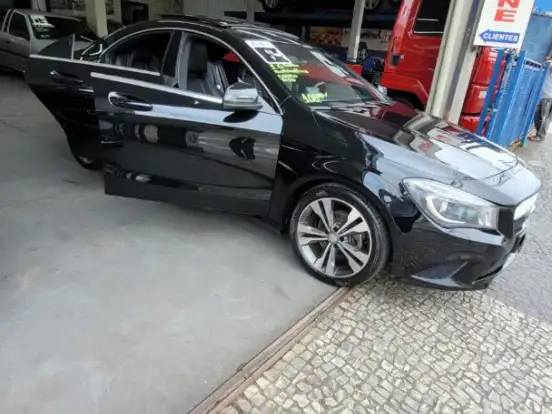 MERCEDES-BENZ-CLA 200-1.6 FIRST EDITION TURBO GASOLINA 4P AUTOMATIZADO MERCEDES-BENZ-CLA 200-2013