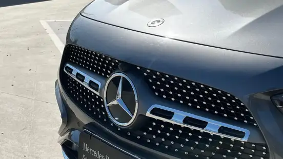 MERCEDES-BENZ-GLA 200-2026