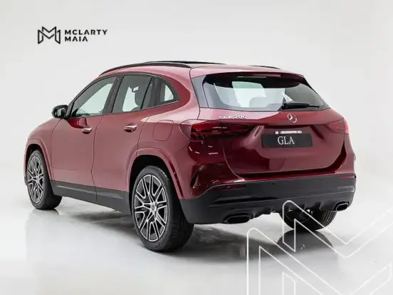 MERCEDES-BENZ-GLA 200-1.3 MHEV NIGHT EDITION 7G-DCT MERCEDES-BENZ-GLA 200-2026