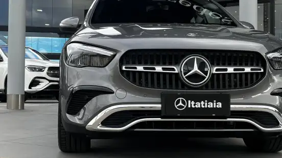 MERCEDES-BENZ-GLA 200-2026