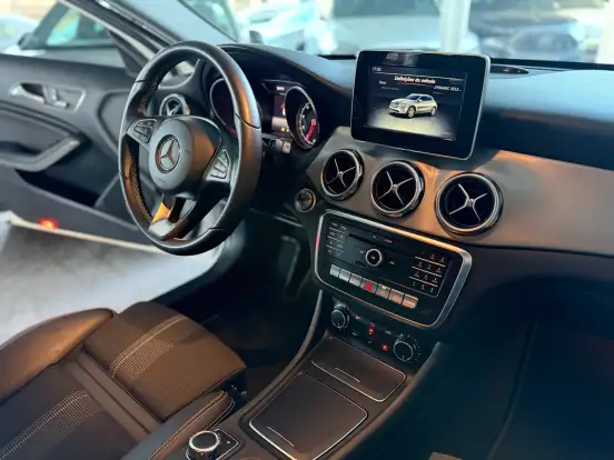 MERCEDES-BENZ-GLA 200-1.6 CGI FLEX ADVANCE 7G-DCT MERCEDES-BENZ-GLA 200-2018