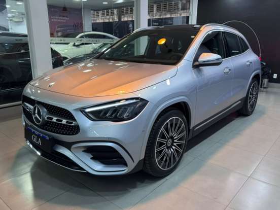 MERCEDES-BENZ-GLA 200-2026