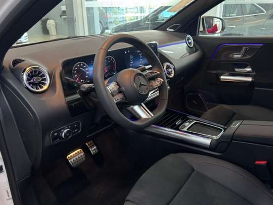 MERCEDES-BENZ-GLA 200-1.3 MHEV AMG LINE 7G-DCT MERCEDES-BENZ-GLA 200-2026