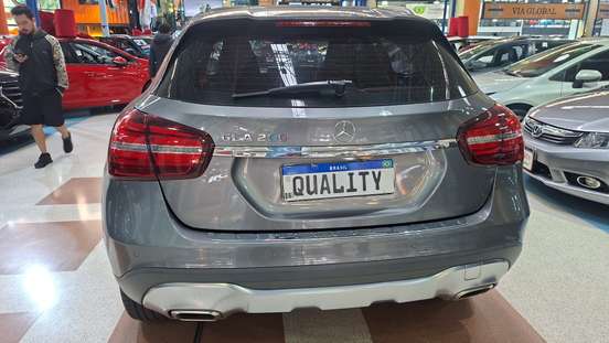 MERCEDES-BENZ-GLA 200-1.6 CGI FLEX ADVANCE 7G-DCT MERCEDES-BENZ-GLA 200-2018