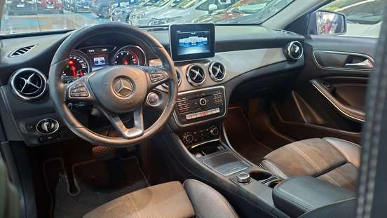 MERCEDES-BENZ-GLA 200-1.6 CGI FLEX ADVANCE 7G-DCT MERCEDES-BENZ-GLA 200-2018