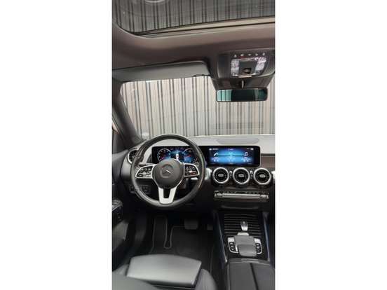 MERCEDES-BENZ-GLB 200-2020