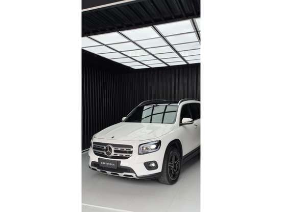 MERCEDES-BENZ-GLB 200-2020