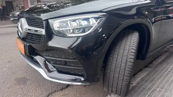 MERCEDES-BENZ-GLC 300-2022