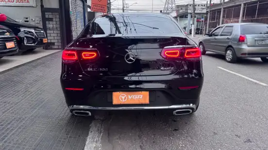 MERCEDES-BENZ-GLC 300-2022