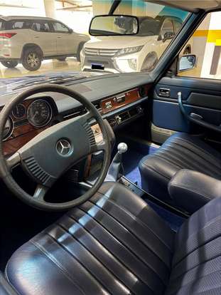 MERCEDES-BENZ-280 S-1975