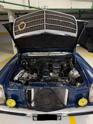MERCEDES-BENZ-280 S-1975