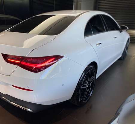 MERCEDES-BENZ-CLA 200-2024