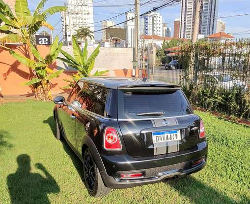 MINI-COOPER-2010