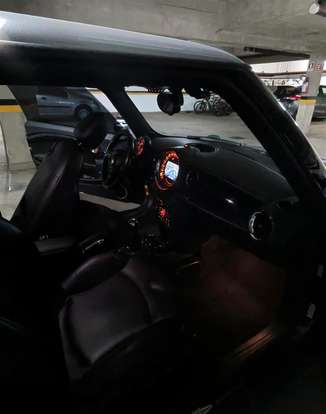 MINI-COOPER-2010