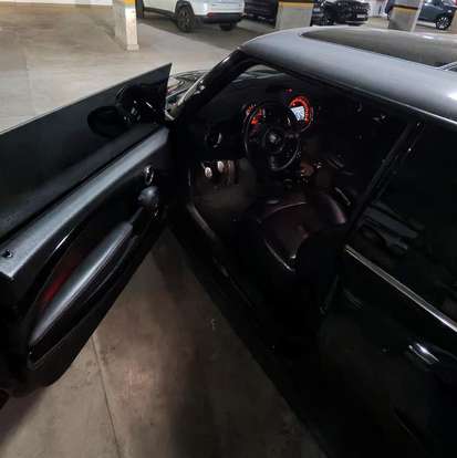 MINI-COOPER-2010