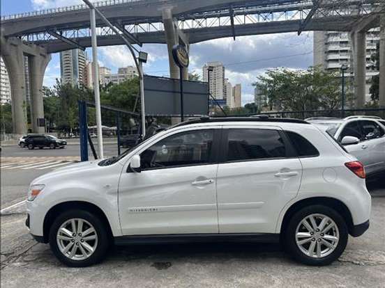 MITSUBISHI-ASX-2.0 4X2 16V GASOLINA 4P AUTOMÁTICO MITSUBISHI-ASX-2013