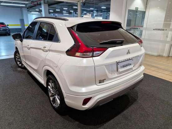 MITSUBISHI-ECLIPSE CROSS-2024